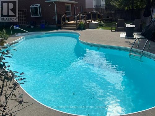 95 Ryans Way, Hamilton (Waterdown), ON, L8B0P3 | Card Image