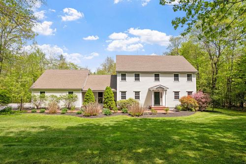 211 Hedgerose Ln, Hopkinton, NH, 03229-2030 | Card Image