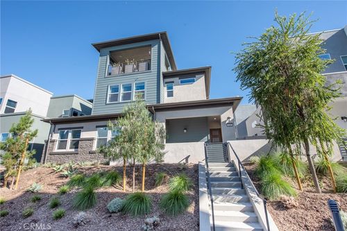 160 Sentosa, Irvine, CA, 92618-1457 | Card Image