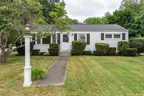 67 Cherry Hill Dr, Seekonk, MA, 02771-2205 | Card Image