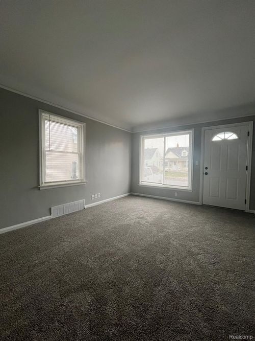 1126 Mill St, Lincoln Park, MI, 48146-2442 | Card Image