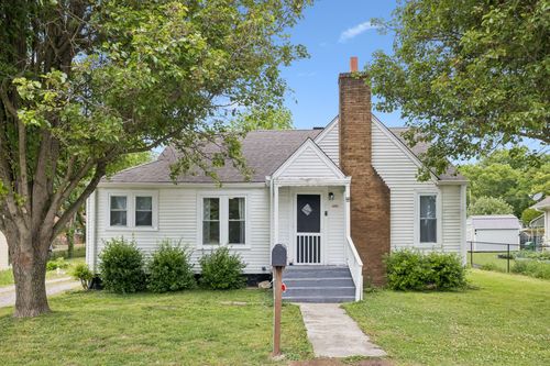 130 Cornwell Ave, Watertown, TN, 37184-1017 | Card Image