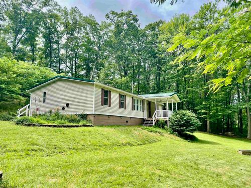 484 Pisgah Rd, Bruceton Mills, WV, 26525-5512 | Card Image