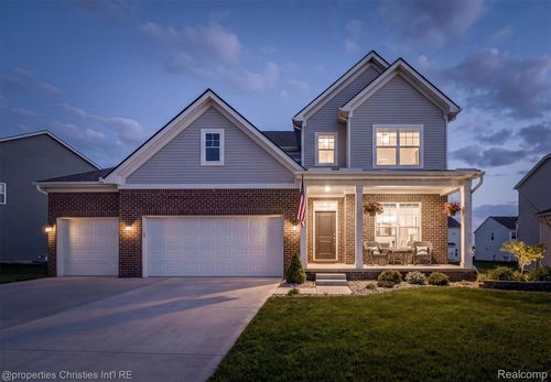 2721 Maizeloop, Saline, MI, 48176-1817 | Card Image