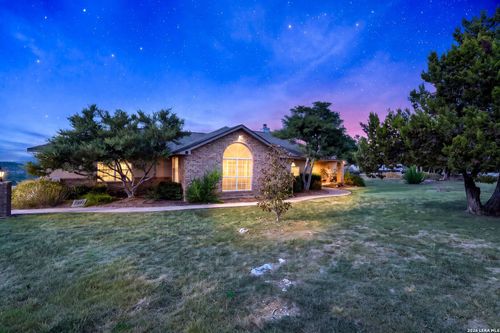 2639 Summit Skwy, Canyon Lake, TX, 78132-1827 | Card Image