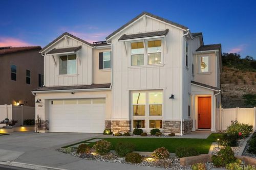 922 Lindbergh Dr, San Marcos, CA, 92069-7379 | Card Image