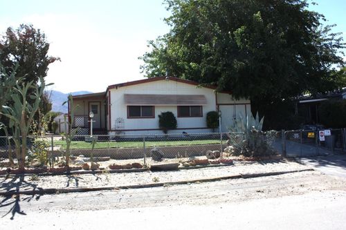 9136 Iroquois Way, Weldon, CA, 93283 | Card Image