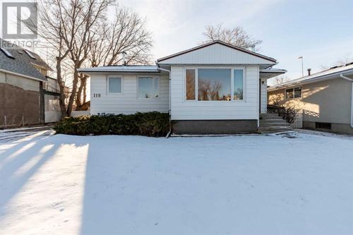 119 45 Ave W, Claresholm, AB, T0L0T0 | Card Image