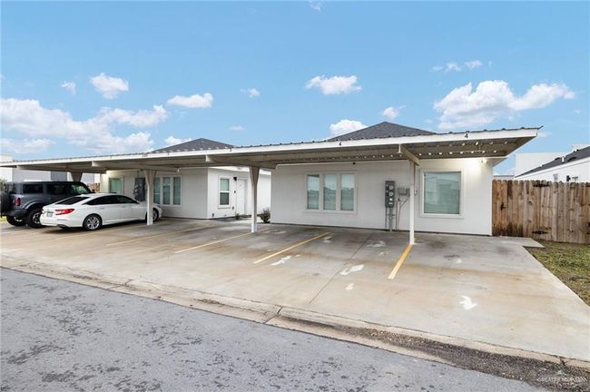 APT-2 - 3300 Frio Ave, Condo with 2 bedrooms, 2 bathrooms and 2 parking in McAllen TX | Image 9