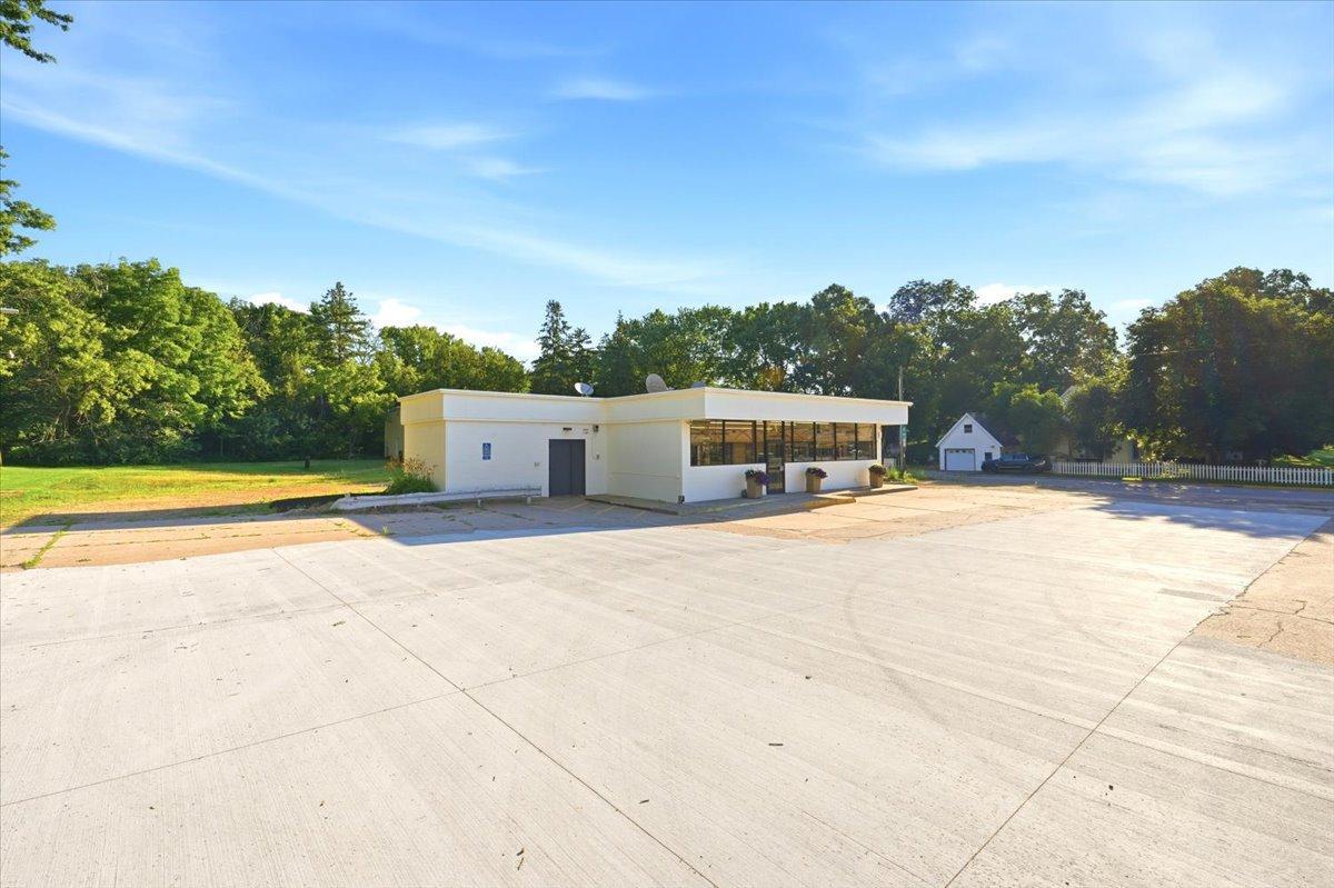 Commercial Sale in Ellsworth 4