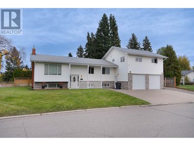 2822 Sycamore Cres, House other with 4 bedrooms, 3 bathrooms and null parking in Prince George BC | Image 1