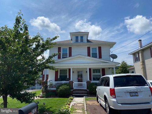 933 Barnesville Dr, BARNESVILLE, PA, 18214-2141 | Card Image