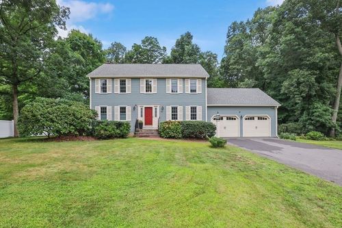 82 Achilles Way, North Attleboro, MA, 02763-4018 | Card Image