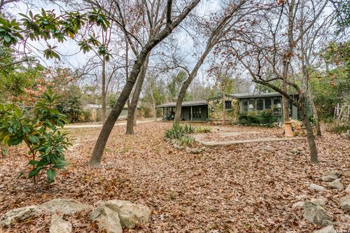 231 E Sunset Rd, San Antonio, TX, 78209-2717 | Card Image
