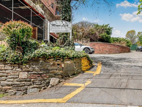 6l-671 Bronx River Road, Yonkers, NY, 10704 | Card Image