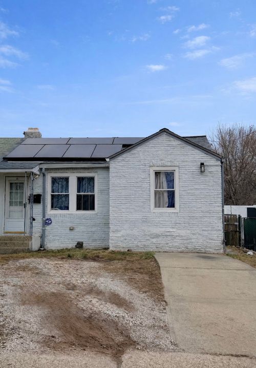 13 Merritt St, Jersey City, NJ, 07305-2301 | Card Image