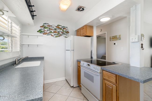 2 - 714 Catalina Rd, Condo with 1 bedrooms, 1 bathrooms and null parking in Cocoa Beach FL | Image 6
