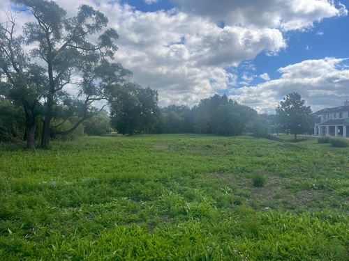 20611 Milwaukee Ave, Riverwoods, IL, 60015 | Card Image