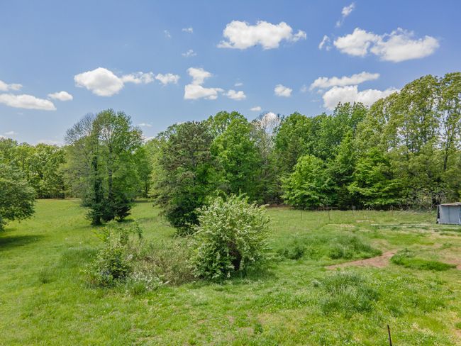 2724 She Boss Rd, House other with 2 bedrooms, 2 bathrooms and 4 parking in Duck River TN | Image 42