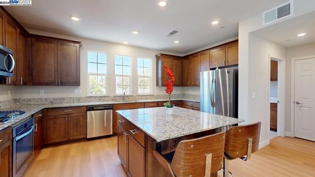 3326 Speros Loop, Home with 4 bedrooms, 3 bathrooms and 2 parking in Hayward CA | Image 14