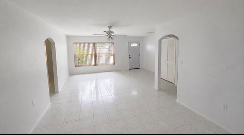 8345 Fox Hollow Dr, PORT RICHEY, FL, 34668-4211 | Card Image