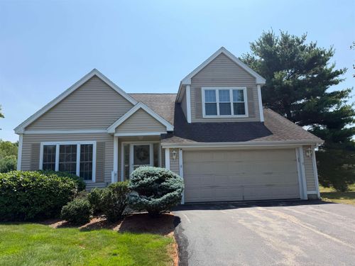 12 Twin Pond Cir, Exeter, NH, 03833-4731 | Card Image