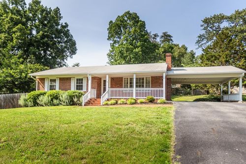 260 Morton Ln, Appomattox, VA, 24522-8140 | Card Image