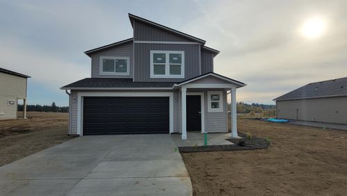 818 E L St, Deer Park, WA, 99006-4024 | Card Image