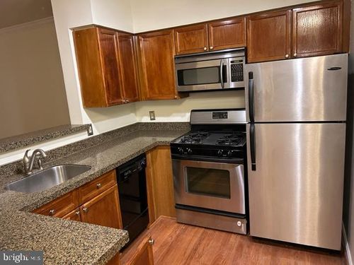 apt-213-12919 Alton Sq, HERNDON, VA, 20170-5810 | Card Image