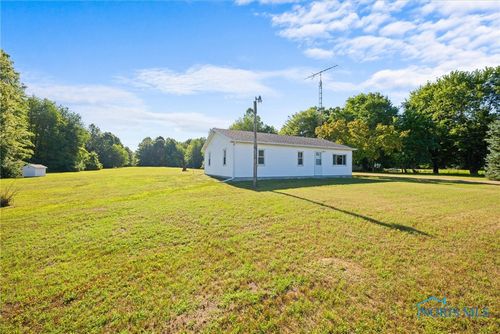 11920 County Road 11, Wauseon, OH, 43567-9032 | Card Image