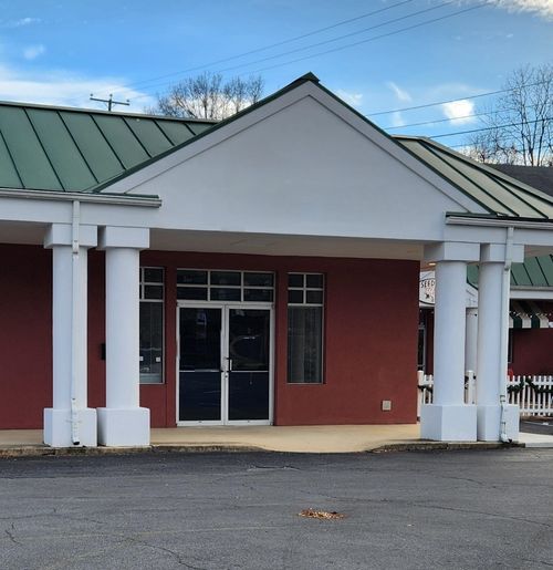 ste-b-2303 N Augusta St, STAUNTON, VA, 24401-2597 | Card Image