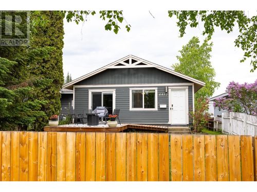 4432 1st Ave, Prince George, BC, V2M1C8 | Card Image