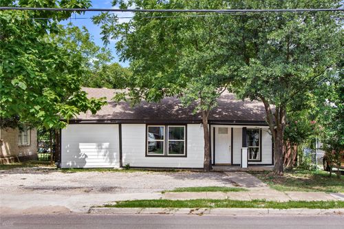 1206 S Edgefield Ave, Dallas, TX, 75208-7013 | Card Image