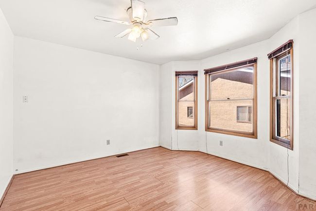 2nd. bedroom, nice flooring and windows | Image 18