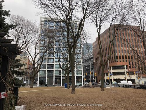 909-39 Brant St, Toronto, ON, M5V0M8 | Card Image