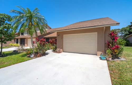 11909 Donlin Dr, Wellington, FL, 33414-6211 | Card Image
