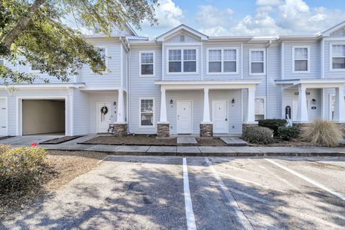 29 N Sand Palm Rd, Freeport, FL, 32439-3723 | Card Image