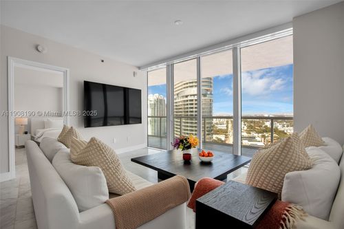 2110-450 Alton Rd, Miami Beach, FL, 33139-6765 | Card Image