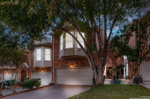 147 Elizabeth Rd, San Antonio, TX, 78209-5827 | Card Image