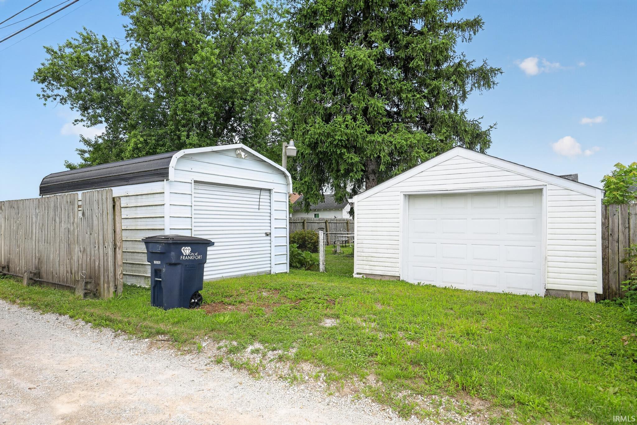 Residential in Frankfort 4