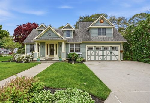 97 Kenson Dr, East Greenwich, RI, 02818-4076 | Card Image