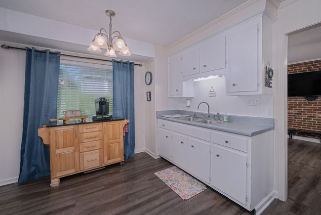 332 Old Dunbar Cave Rd, House other with 3 bedrooms, 2 bathrooms and null parking in Clarksville TN | Image 7