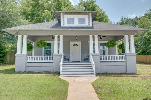 518 E Reagan St, Palestine, TX, 75801-3720 | Card Image