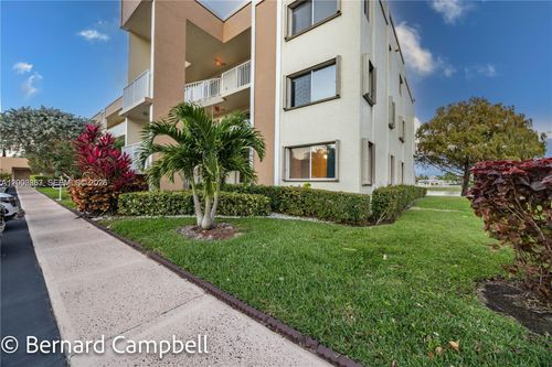 112-7264 Devon Dr, Tamarac, FL, 33321-1055 | Card Image
