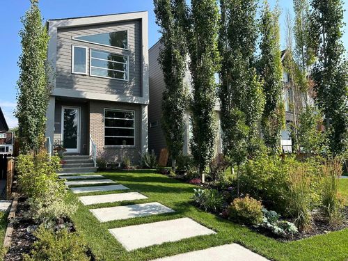 2136 53 Ave Sw, Calgary, AB, T3E1K8 | Card Image
