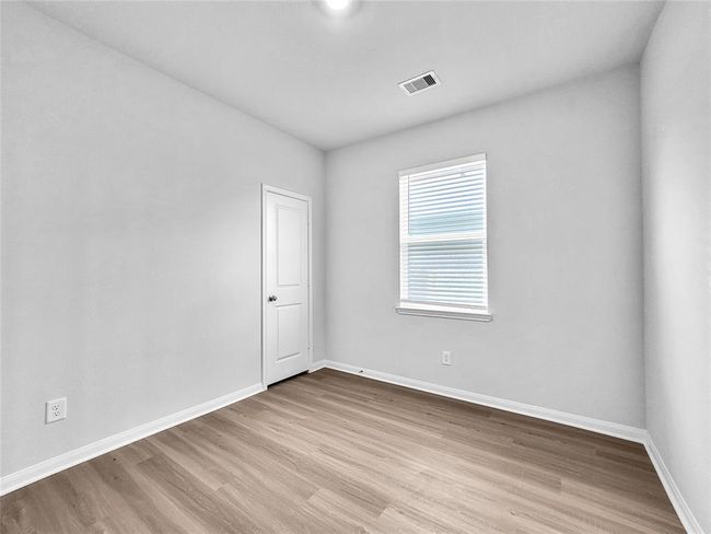 329 Grayson Baw Ln, House other with 4 bedrooms, 2 bathrooms and 2 parking in Waller TX | Image 13