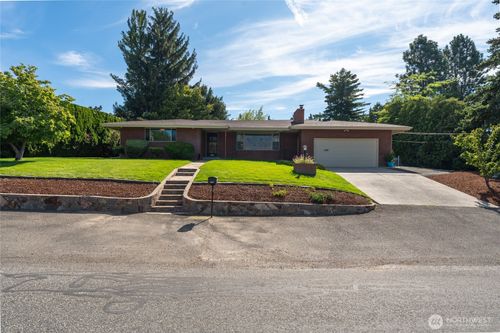 1589 N Ashland Ave, East Wenatchee, WA, 98802-4263 | Card Image