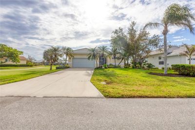 Oversized lot with golf cart path on L making it a little more private | Image 2