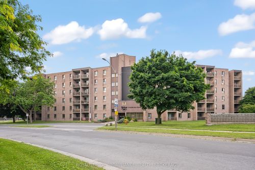 203-17 Eldon Hall Pl, Kingston, ON, K7M7H5 | Card Image