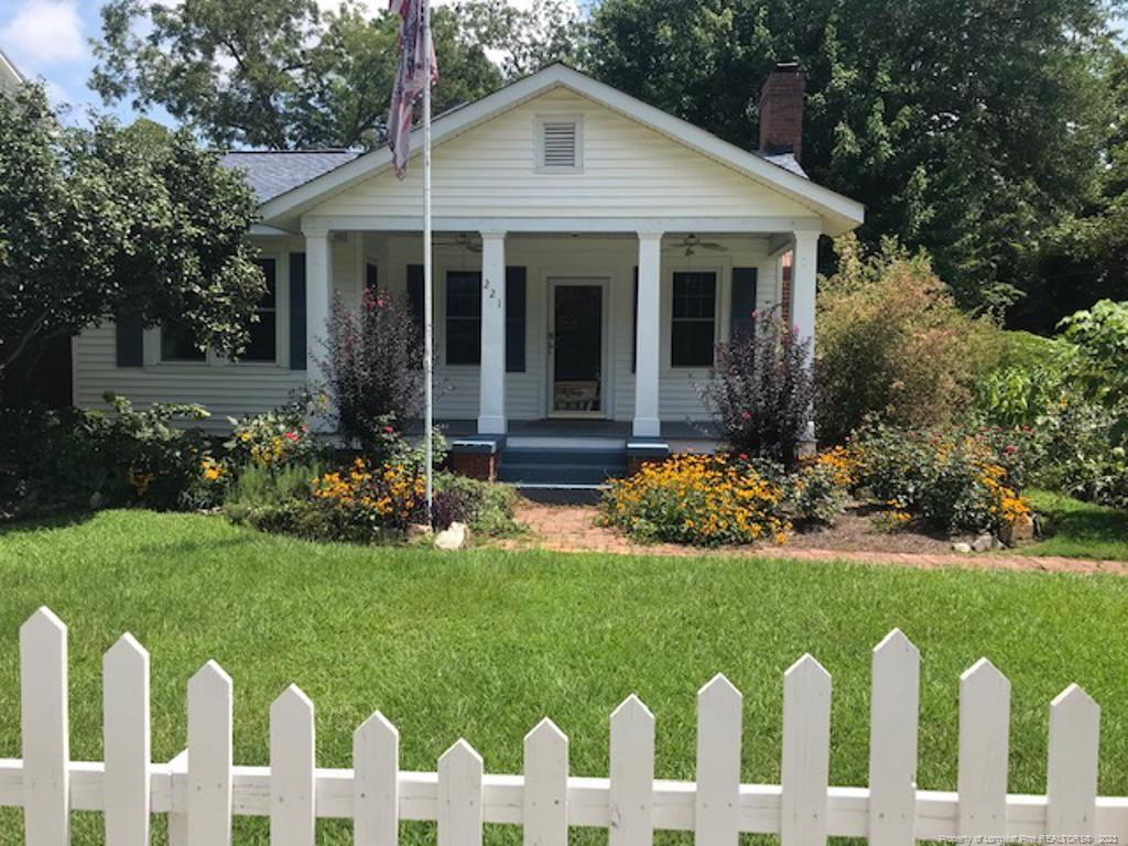 221 Broadfoot Avenue, Sold in Fayetteville Zoocasa